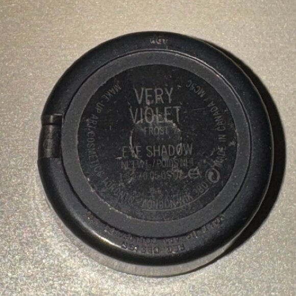 MAC Very Violet Eyeshadow - Picture 4 of 4